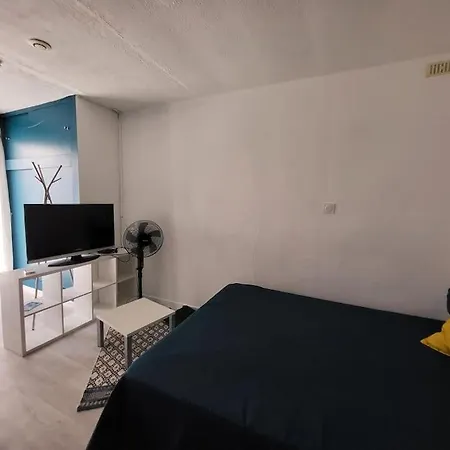Au Calme Studio Equipe Apartmán *